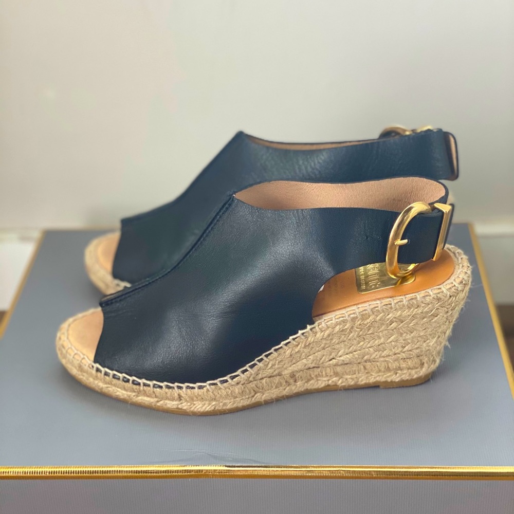 Kanna Wedge